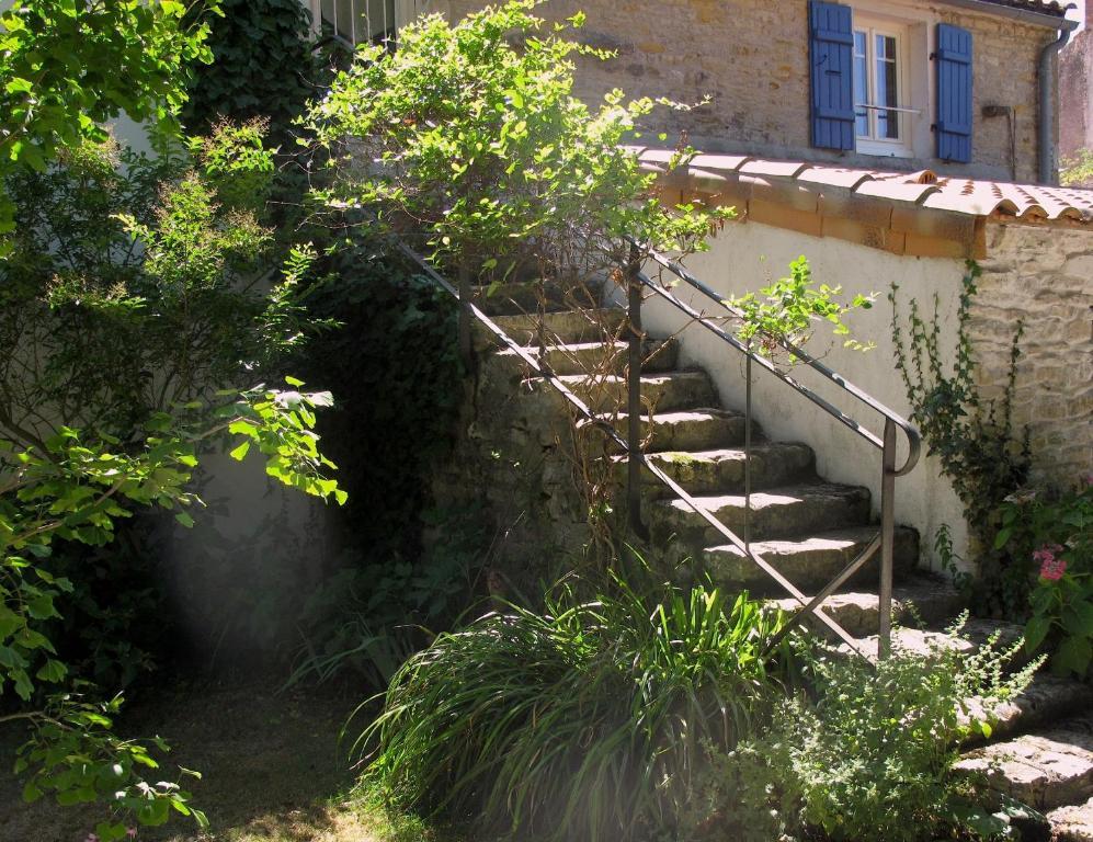 La Claverie Sainte-Radégonde-des-Noyers Buitenkant foto